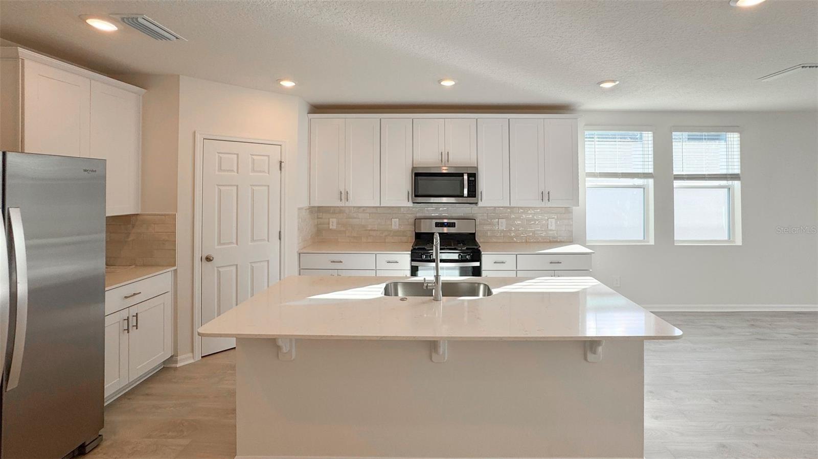 Image 9 of 33 For 2900 Wild Olive Drive