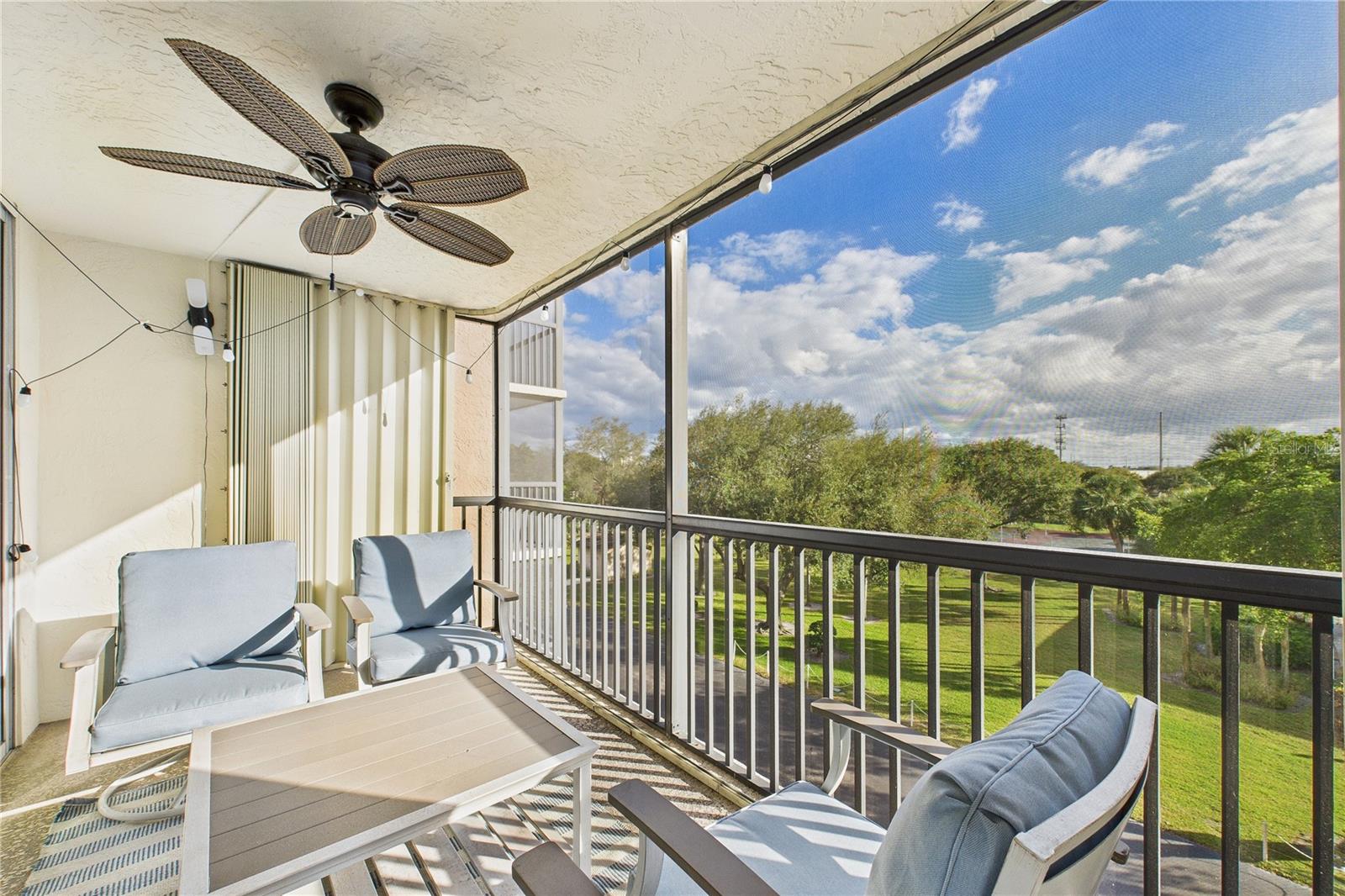 Image 20 of 44 For 5280 2nd Avenue 412