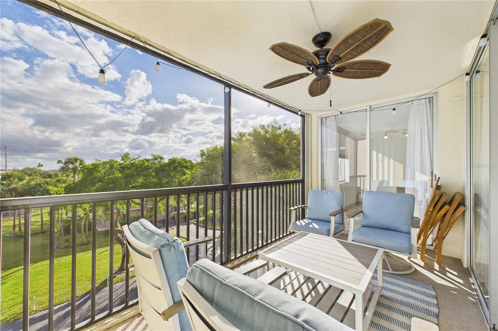 Image 21 of 44 For 5280 2nd Avenue 412