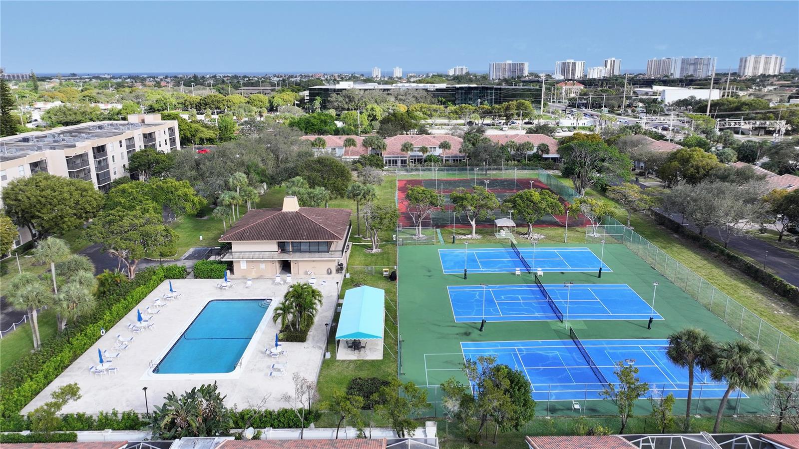 Image 27 of 44 For 5280 2nd Avenue 412