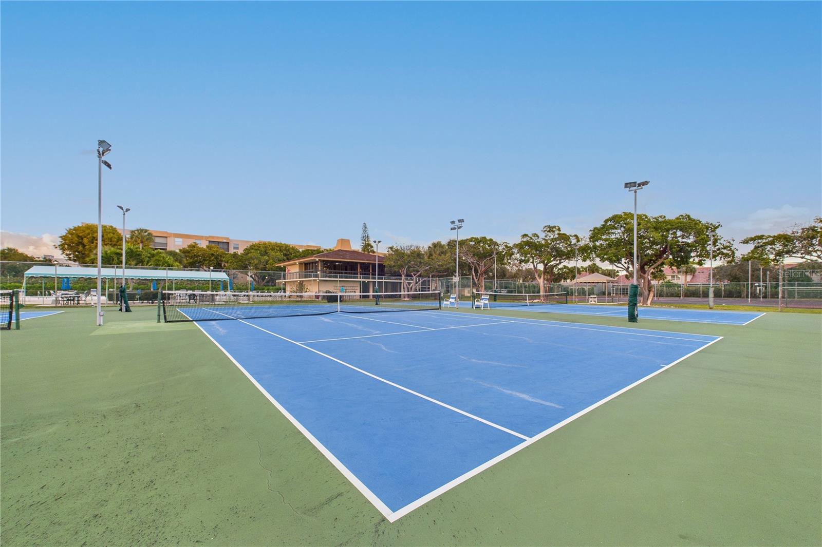 Image 34 of 44 For 5280 2nd Avenue 412