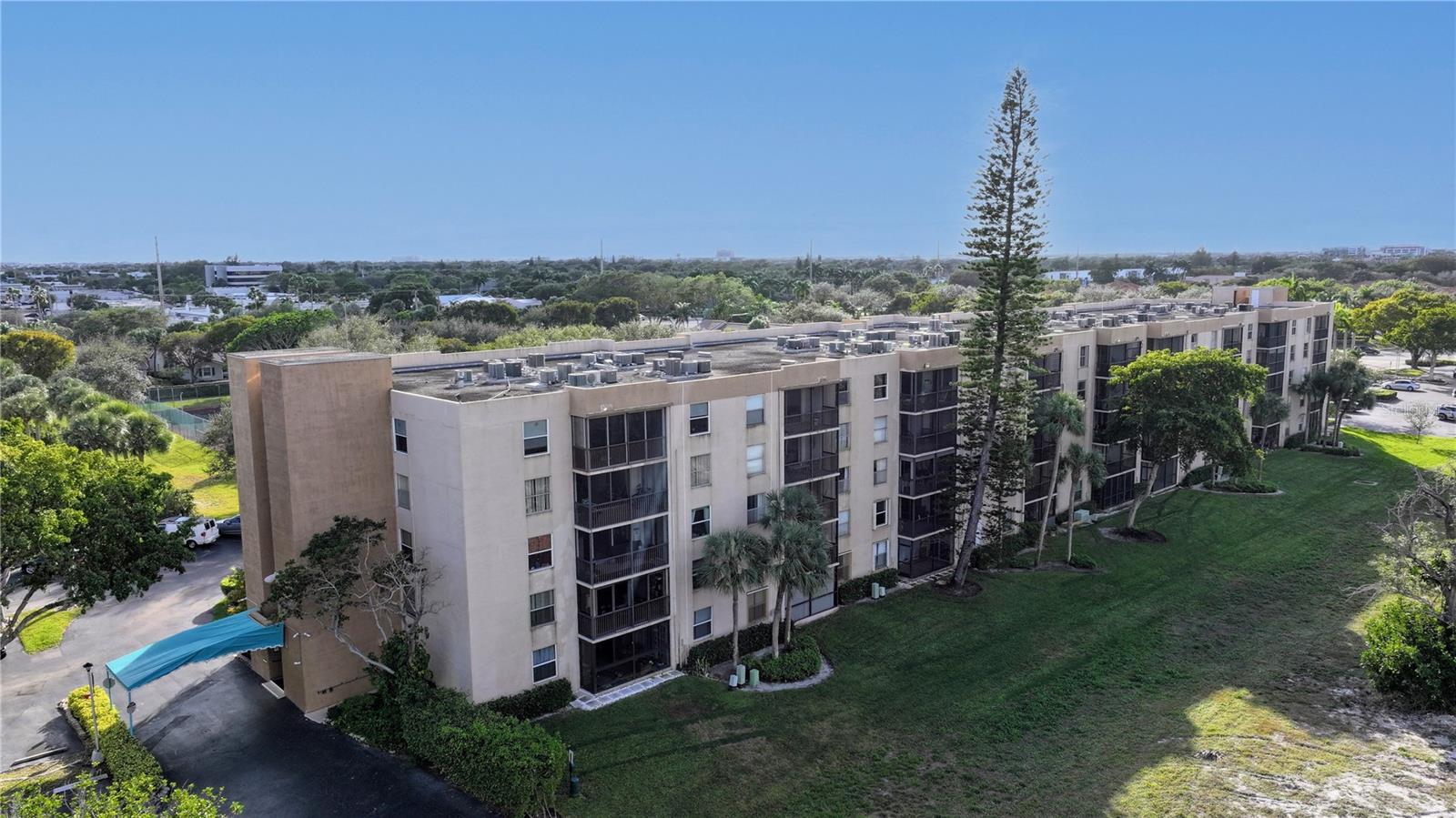 Image 43 of 44 For 5280 2nd Avenue 412