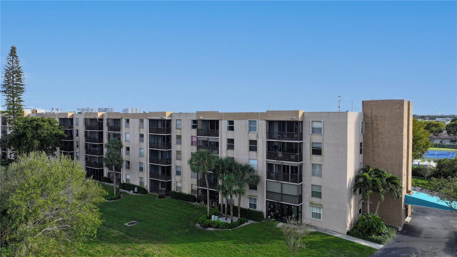 Image 44 of 44 For 5280 2nd Avenue 412