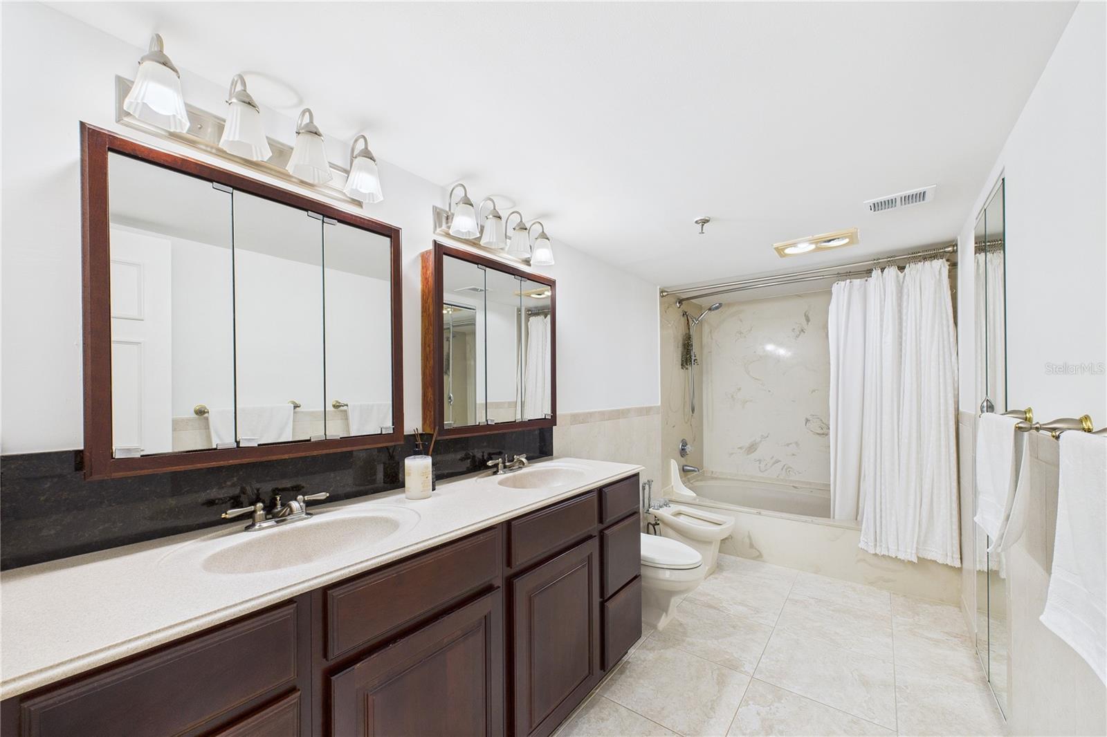 Image 8 of 44 For 5280 2nd Avenue 412