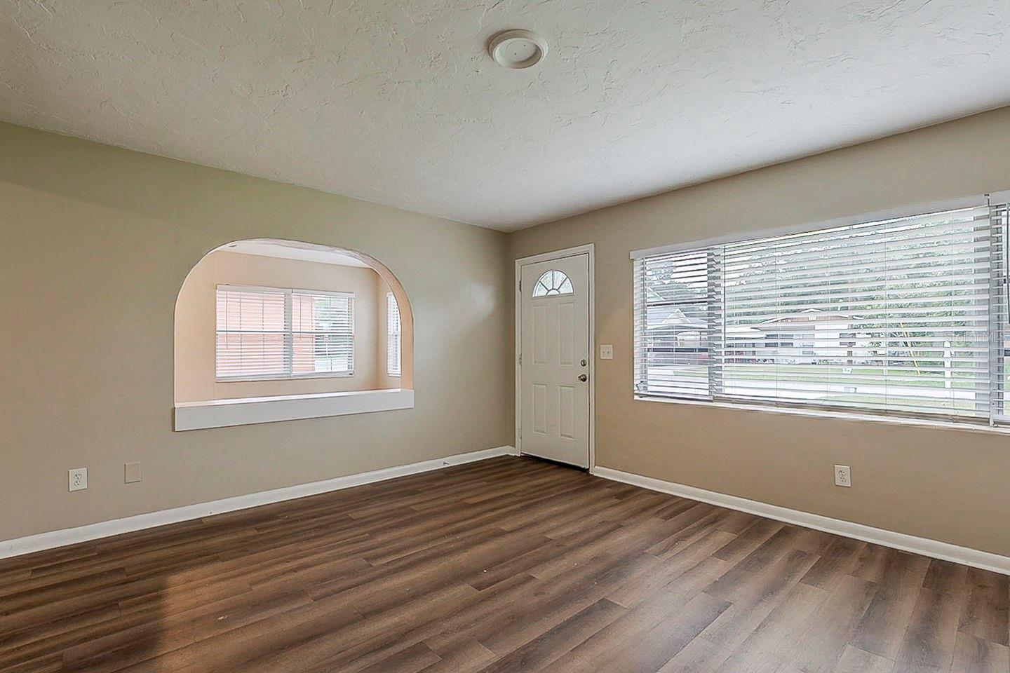 Image 18 of 44 For 1520 Washington Avenue