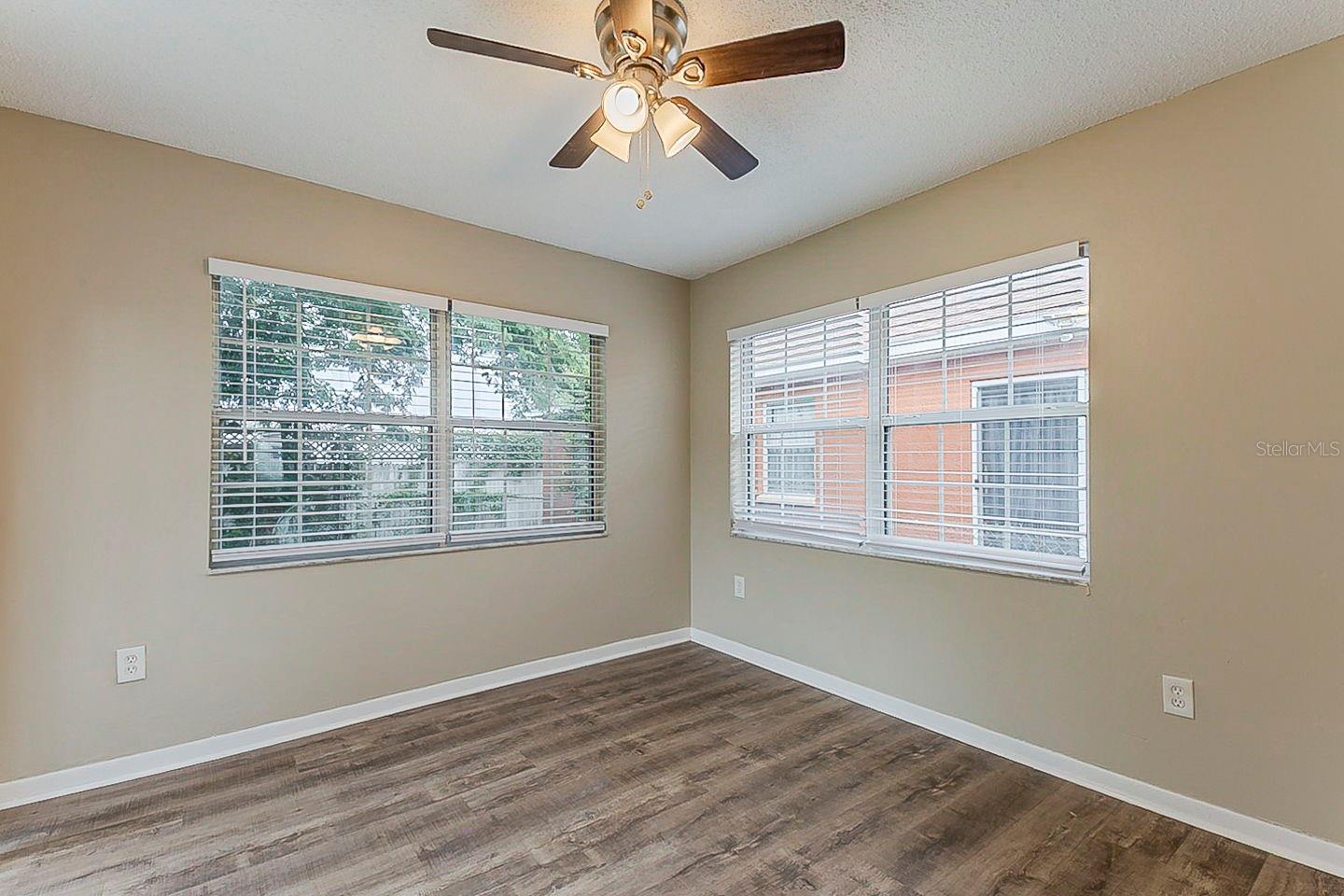 Image 25 of 44 For 1520 Washington Avenue