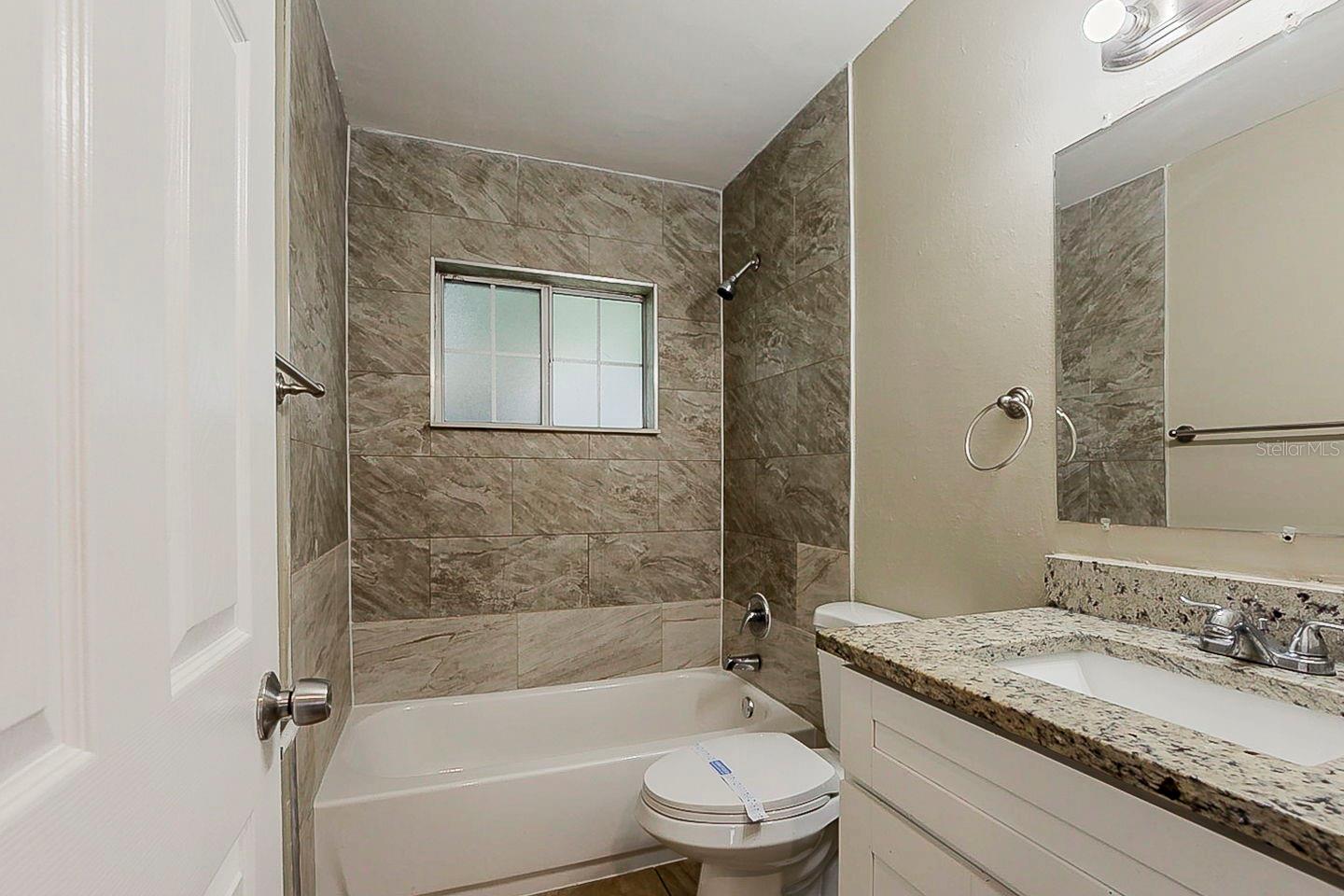 Image 33 of 44 For 1520 Washington Avenue