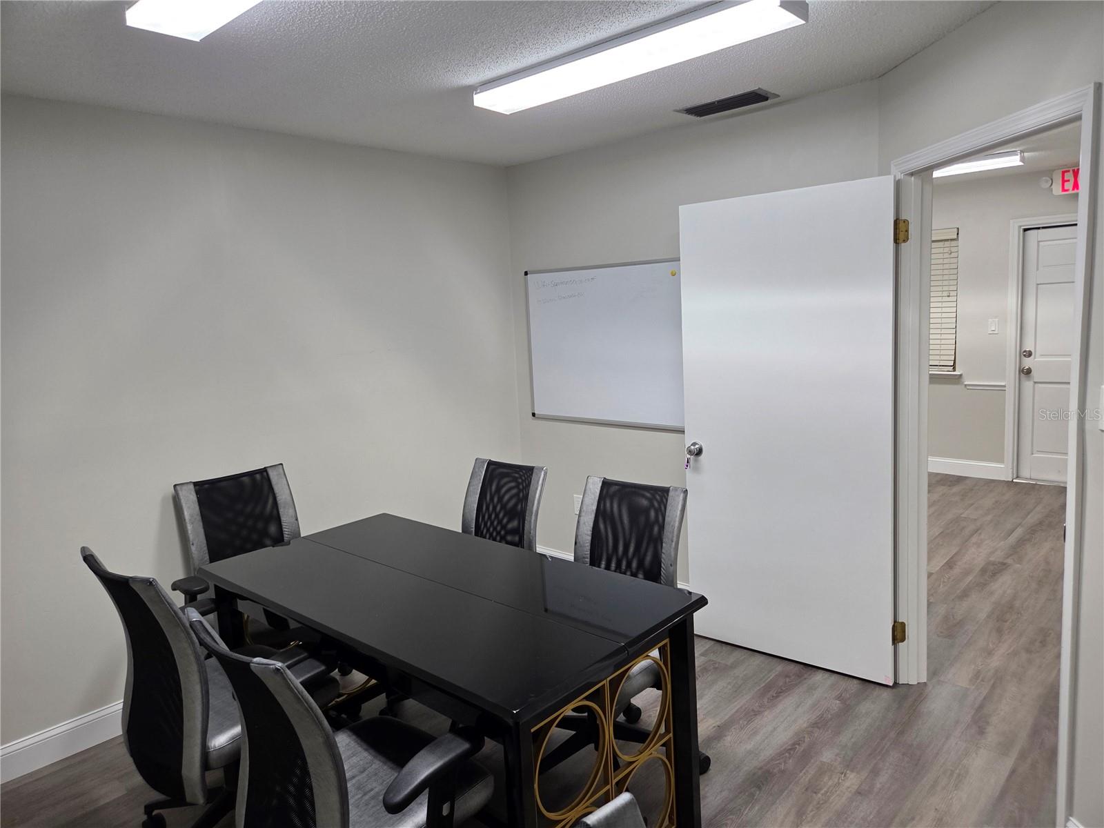 Image 6 of 15 For 421 Montgomery Road 161