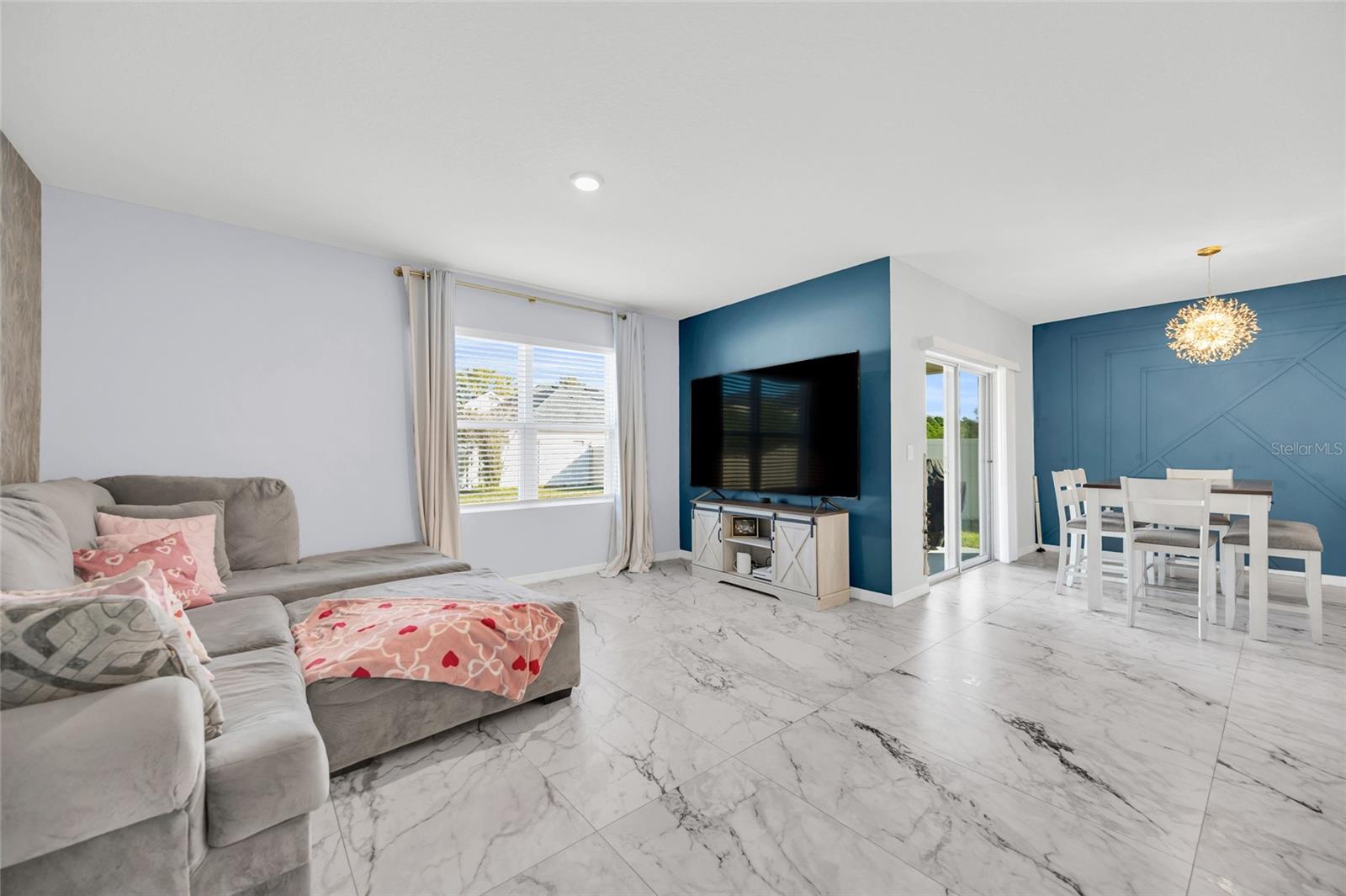 Image 10 of 61 For 163 Auburn Grove Boulevard