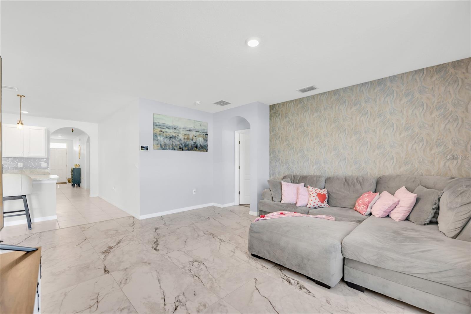 Image 11 of 61 For 163 Auburn Grove Boulevard