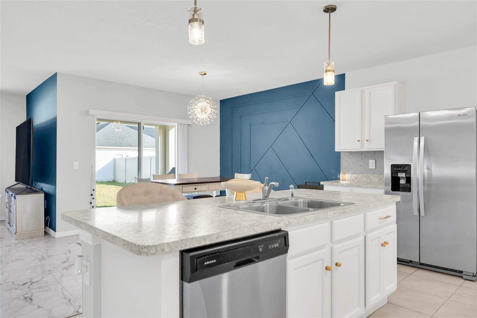 Image 16 of 61 For 163 Auburn Grove Boulevard