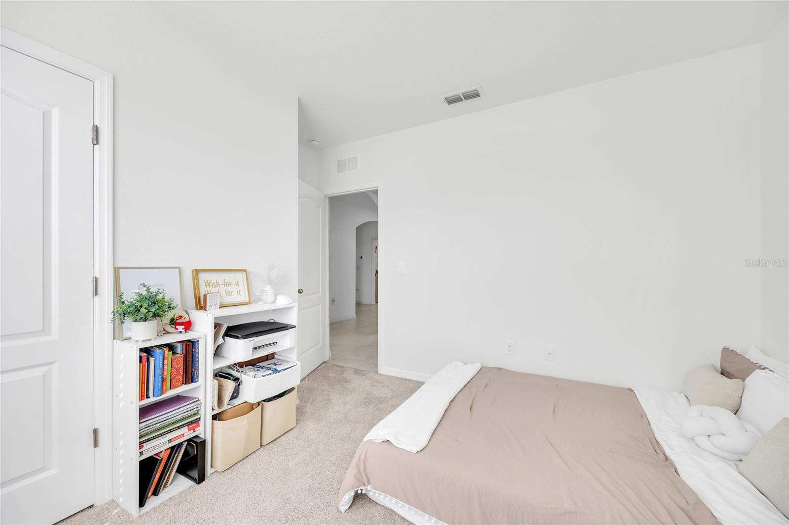 Image 26 of 61 For 163 Auburn Grove Boulevard