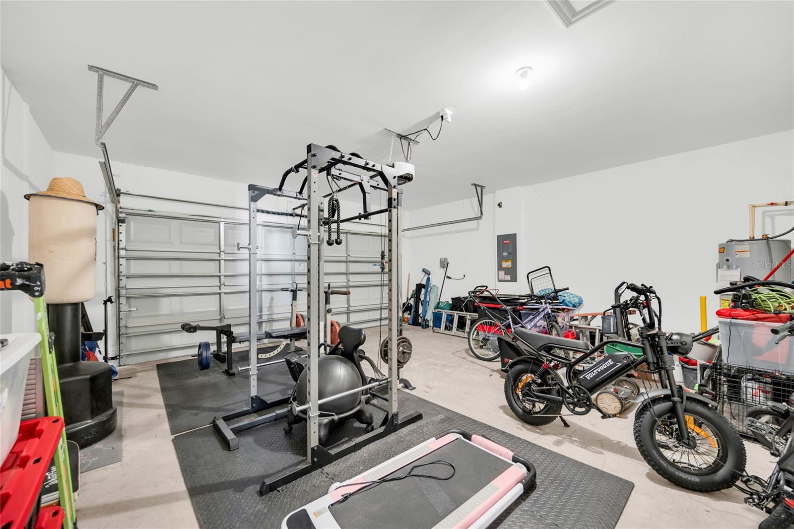 Image 43 of 61 For 163 Auburn Grove Boulevard