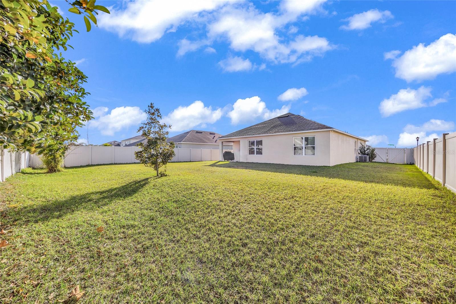 Image 47 of 61 For 163 Auburn Grove Boulevard