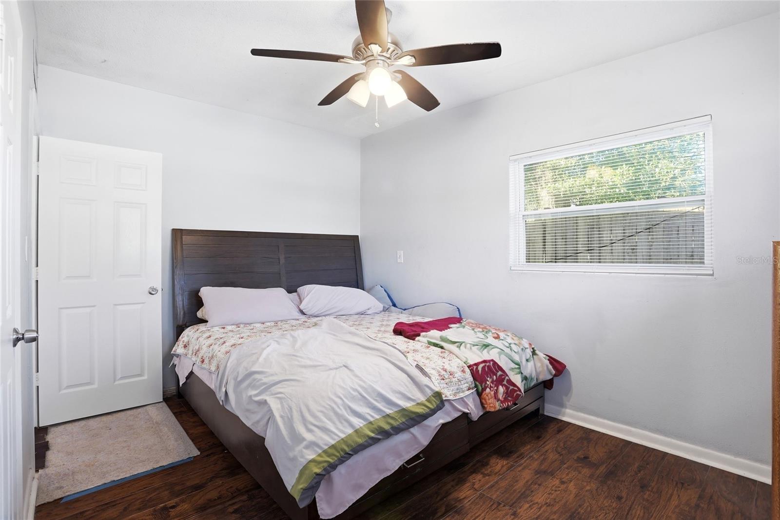 Image 17 of 40 For 5104 Hernandes Drive