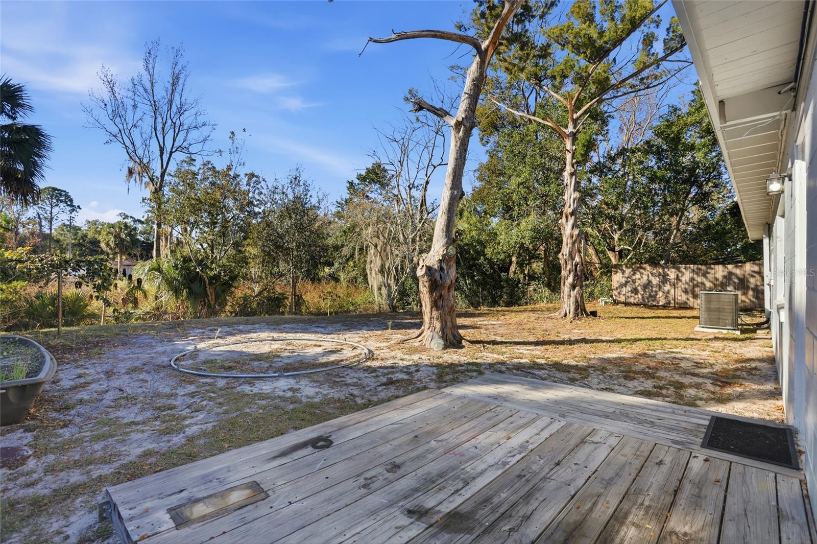 Image 26 of 40 For 5104 Hernandes Drive