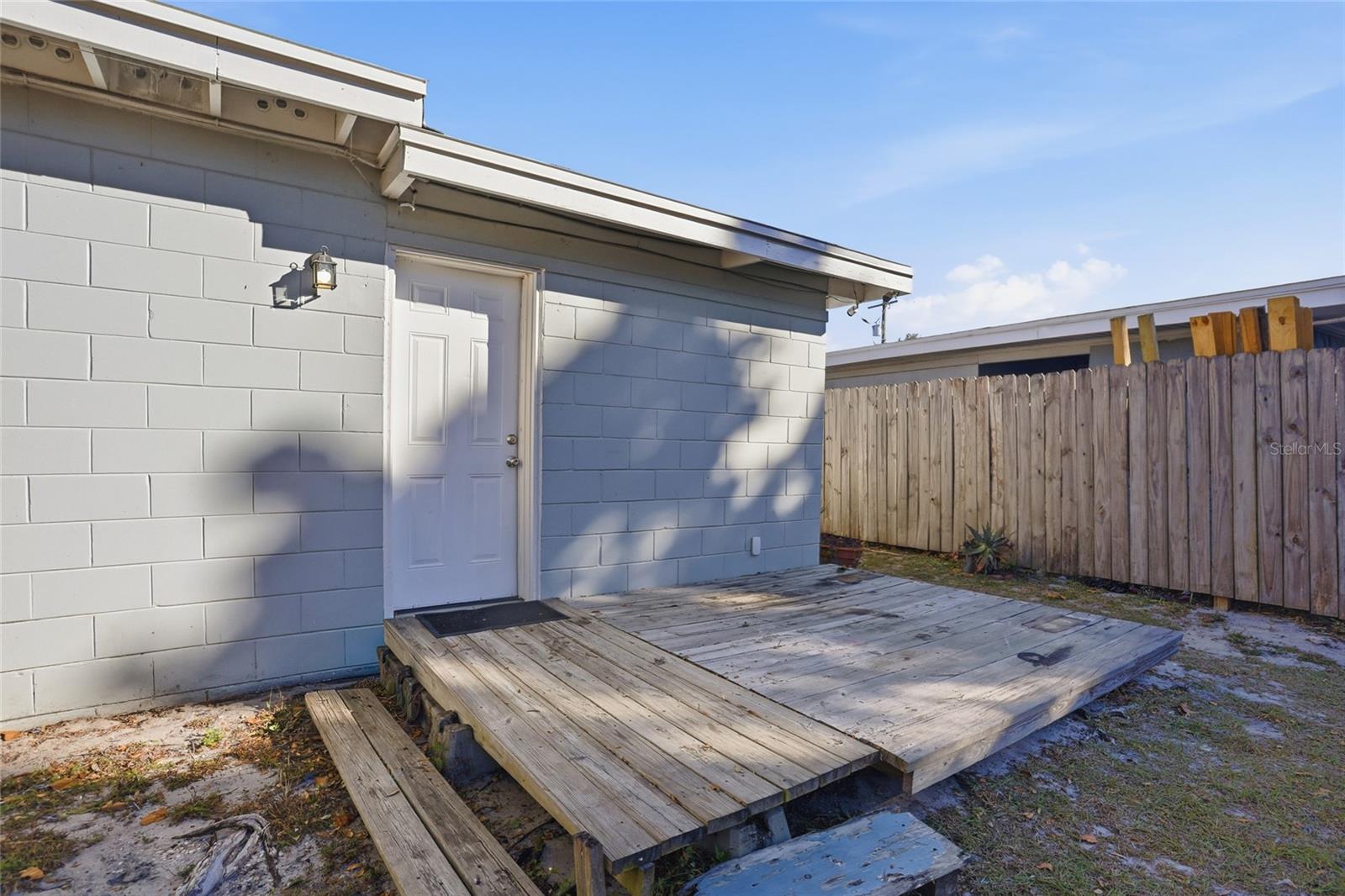 Image 27 of 40 For 5104 Hernandes Drive