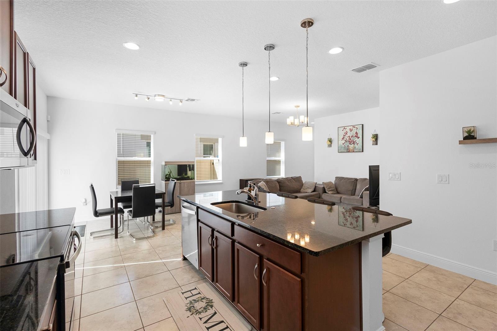 Image 16 of 42 For 5601 Estero Loop