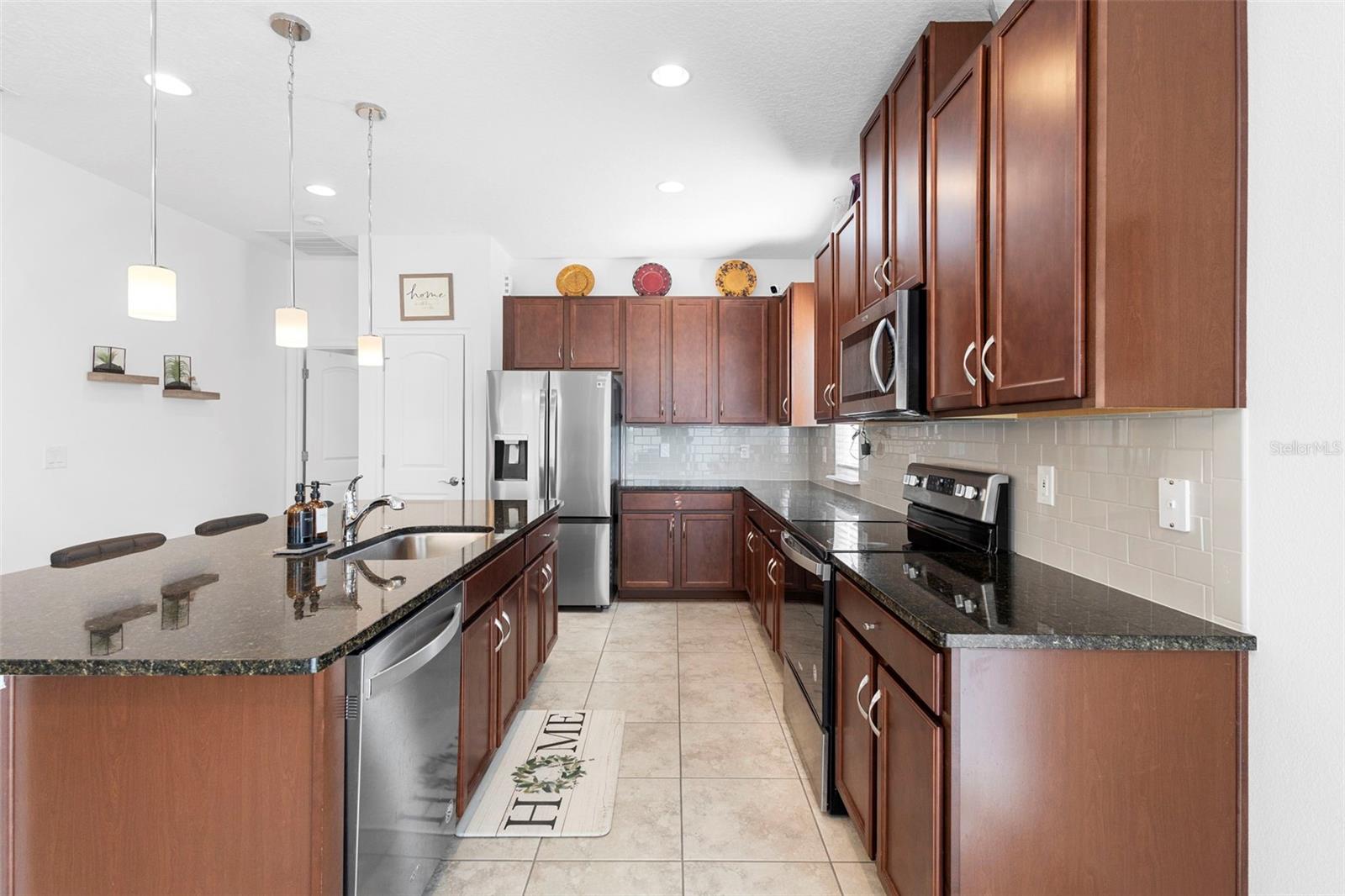 Image 18 of 42 For 5601 Estero Loop