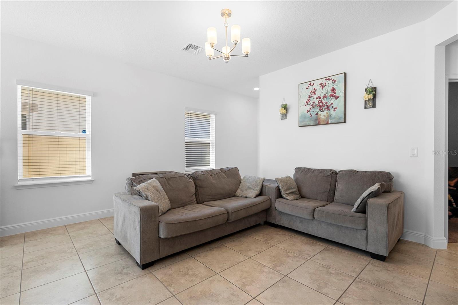 Image 9 of 42 For 5601 Estero Loop