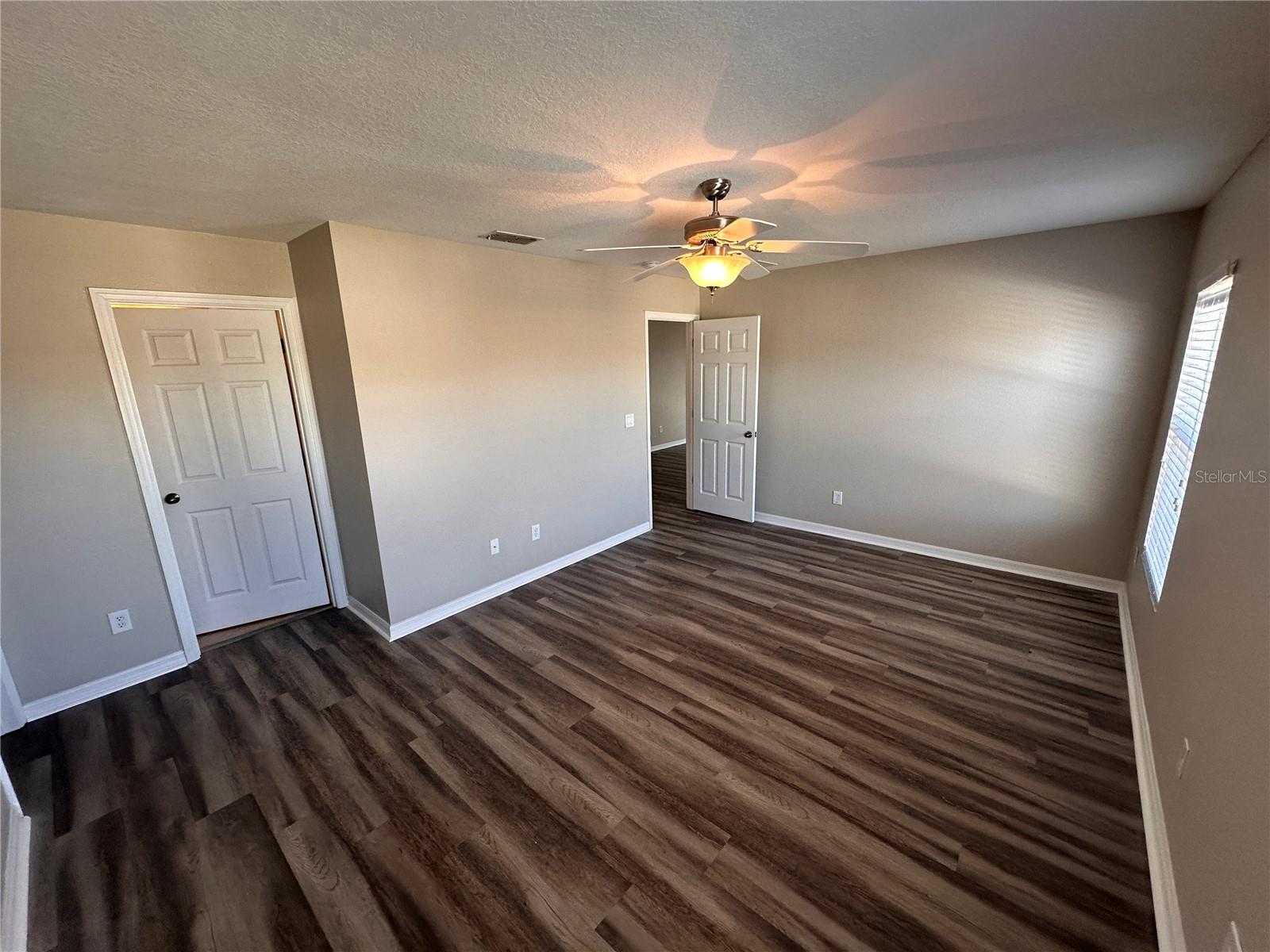 Image 28 of 40 For 512 Bella Rosa Circle