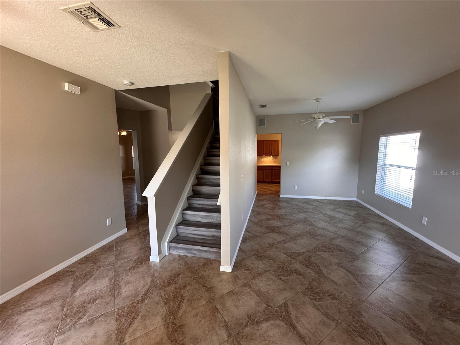 Image 4 of 40 For 512 Bella Rosa Circle