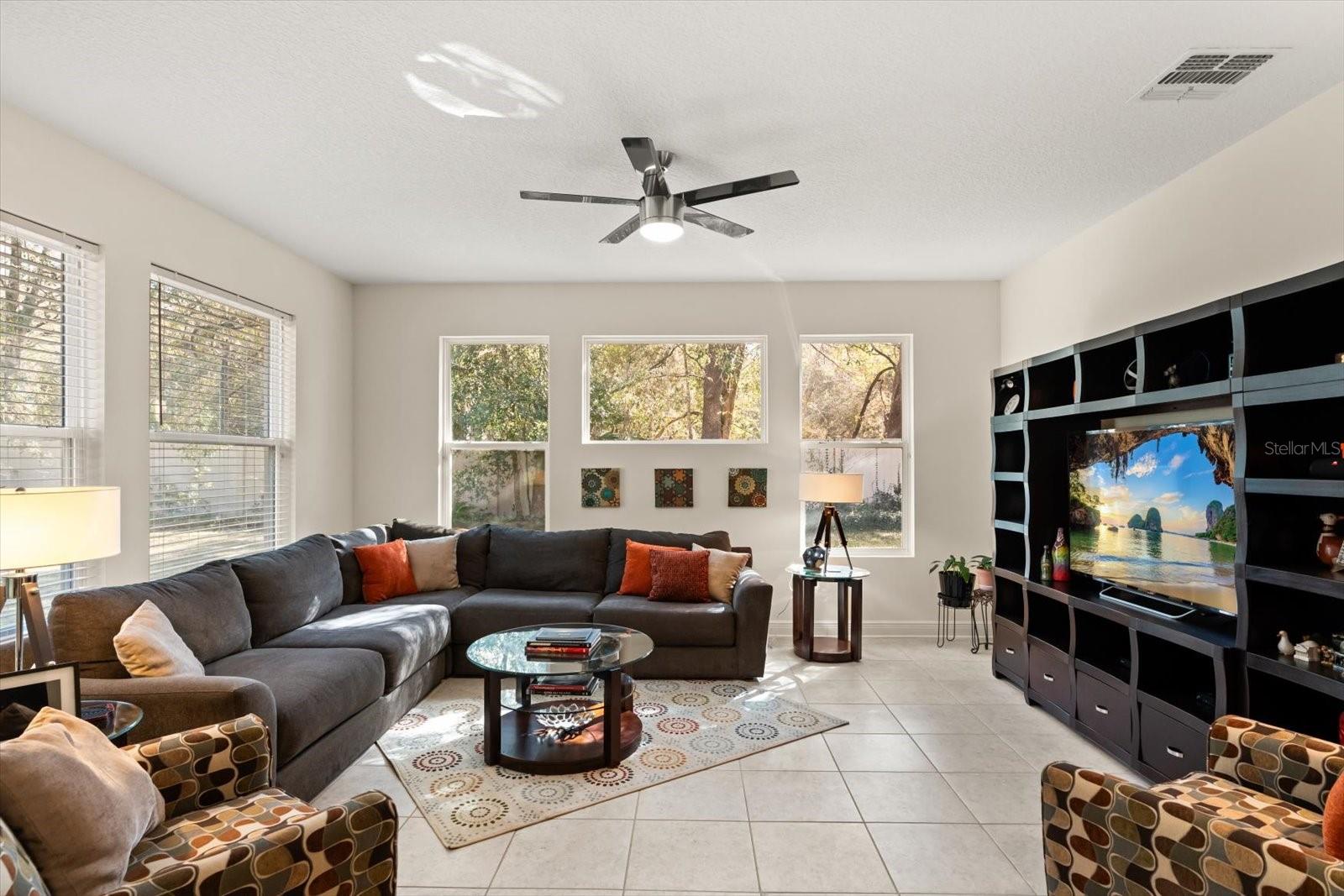 Image 5 of 31 For 2709 Tree Meadow Loop