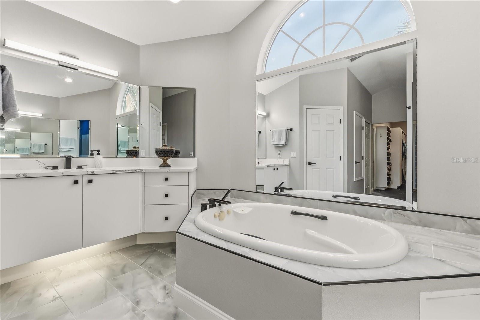 Image 23 of 50 For 227 River Village Drive