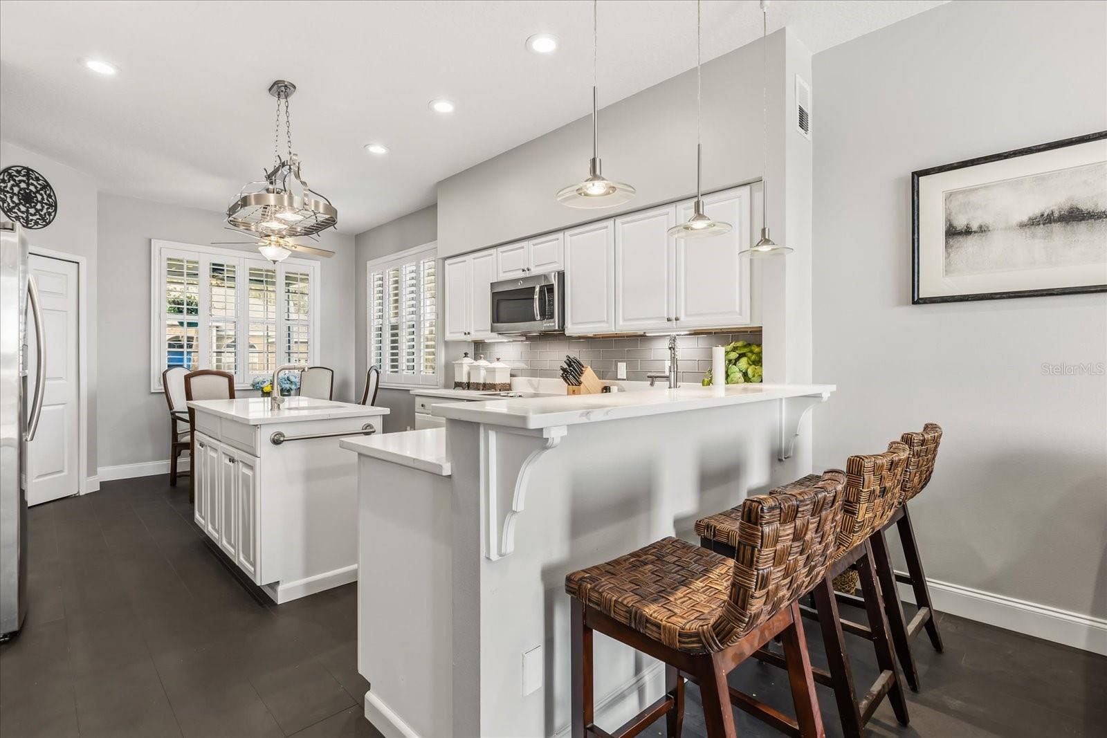 Image 9 of 50 For 227 River Village Drive