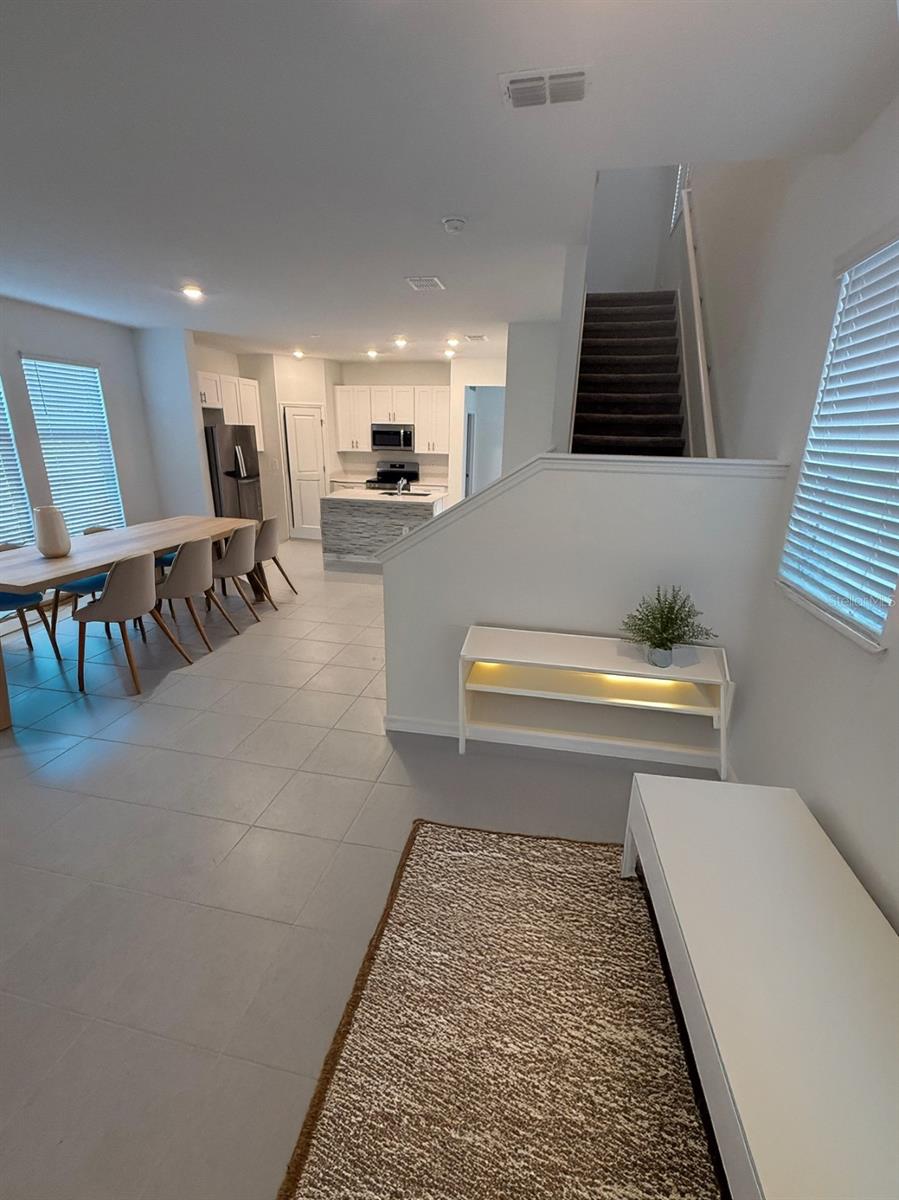 Image 11 of 86 For 1770 Rider Rain Lane