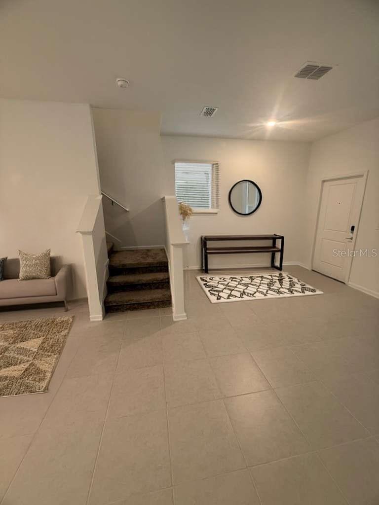 Image 14 of 86 For 1770 Rider Rain Lane