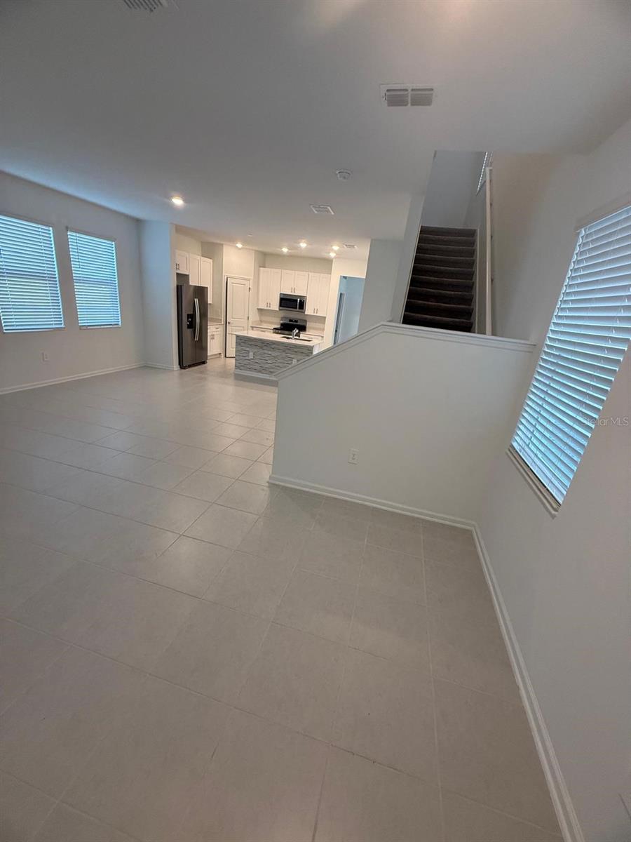 Image 15 of 86 For 1770 Rider Rain Lane