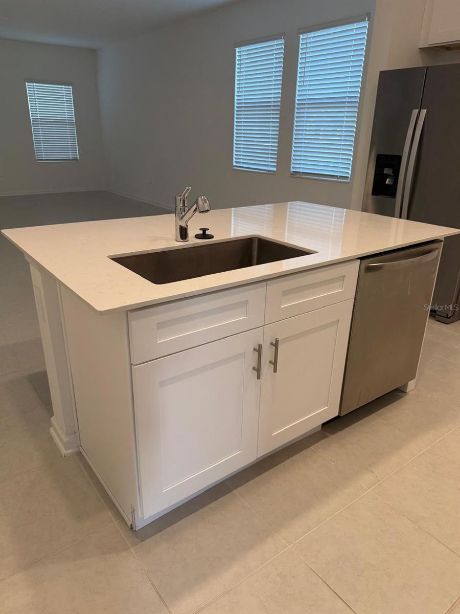 Image 23 of 86 For 1770 Rider Rain Lane