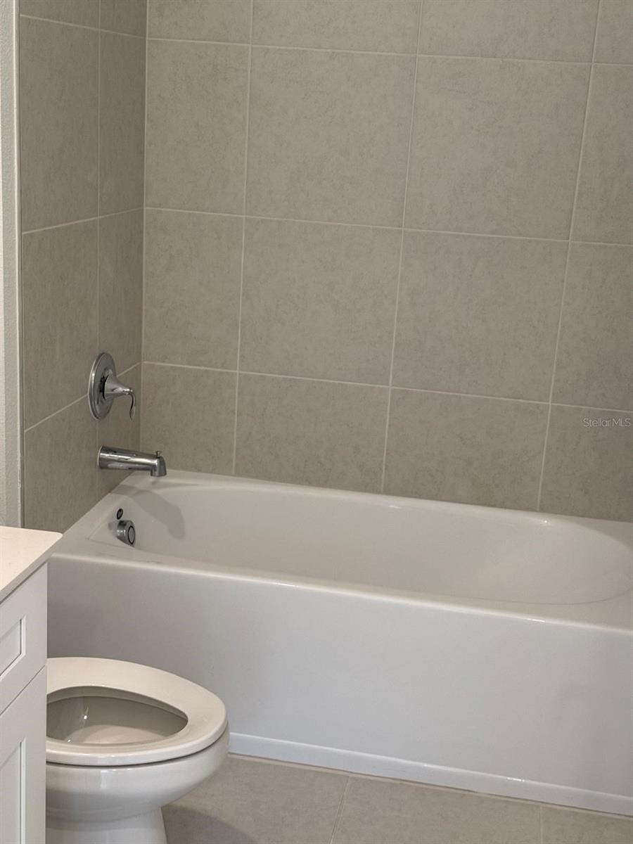 Image 33 of 86 For 1770 Rider Rain Lane