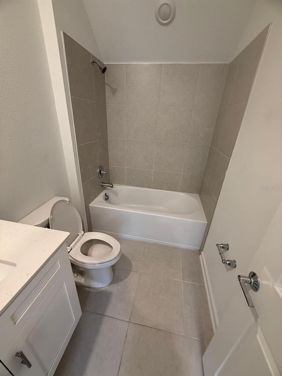 Image 35 of 86 For 1770 Rider Rain Lane