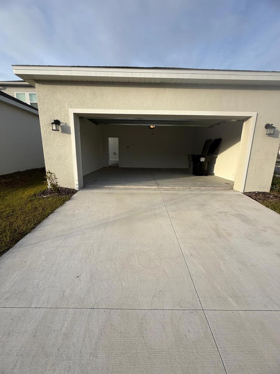 Image 81 of 86 For 1770 Rider Rain Lane