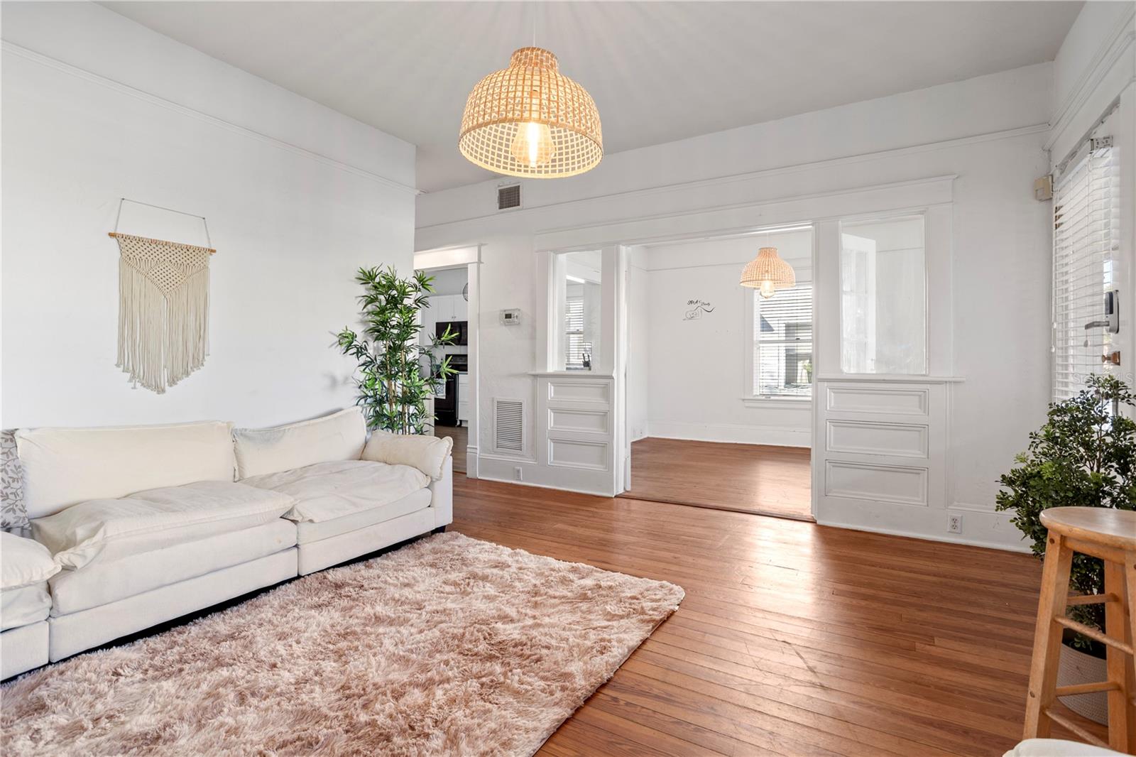 Image 3 of 26 For 520 Anderson Street