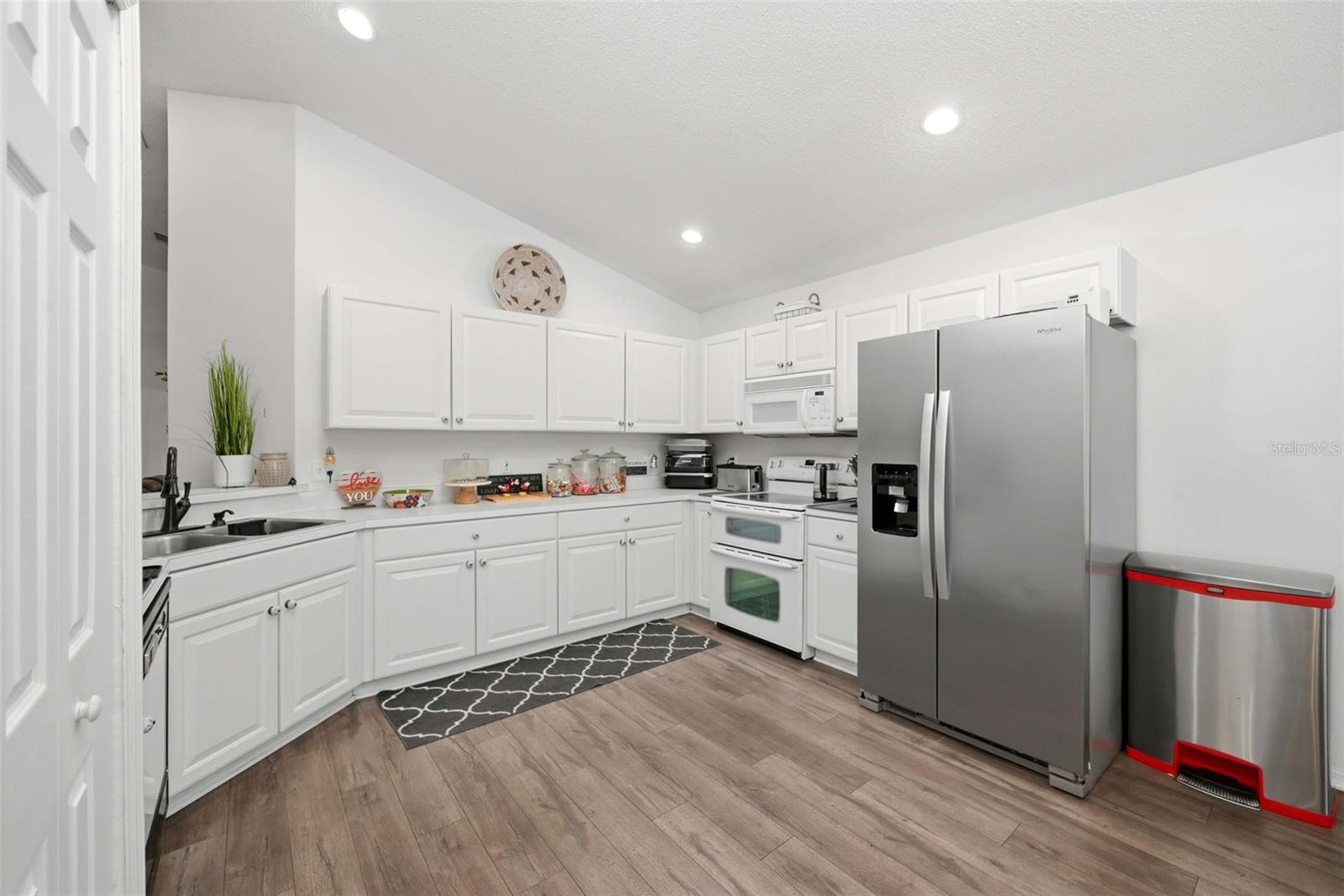 Image 17 of 55 For 50989 Highway 27  346