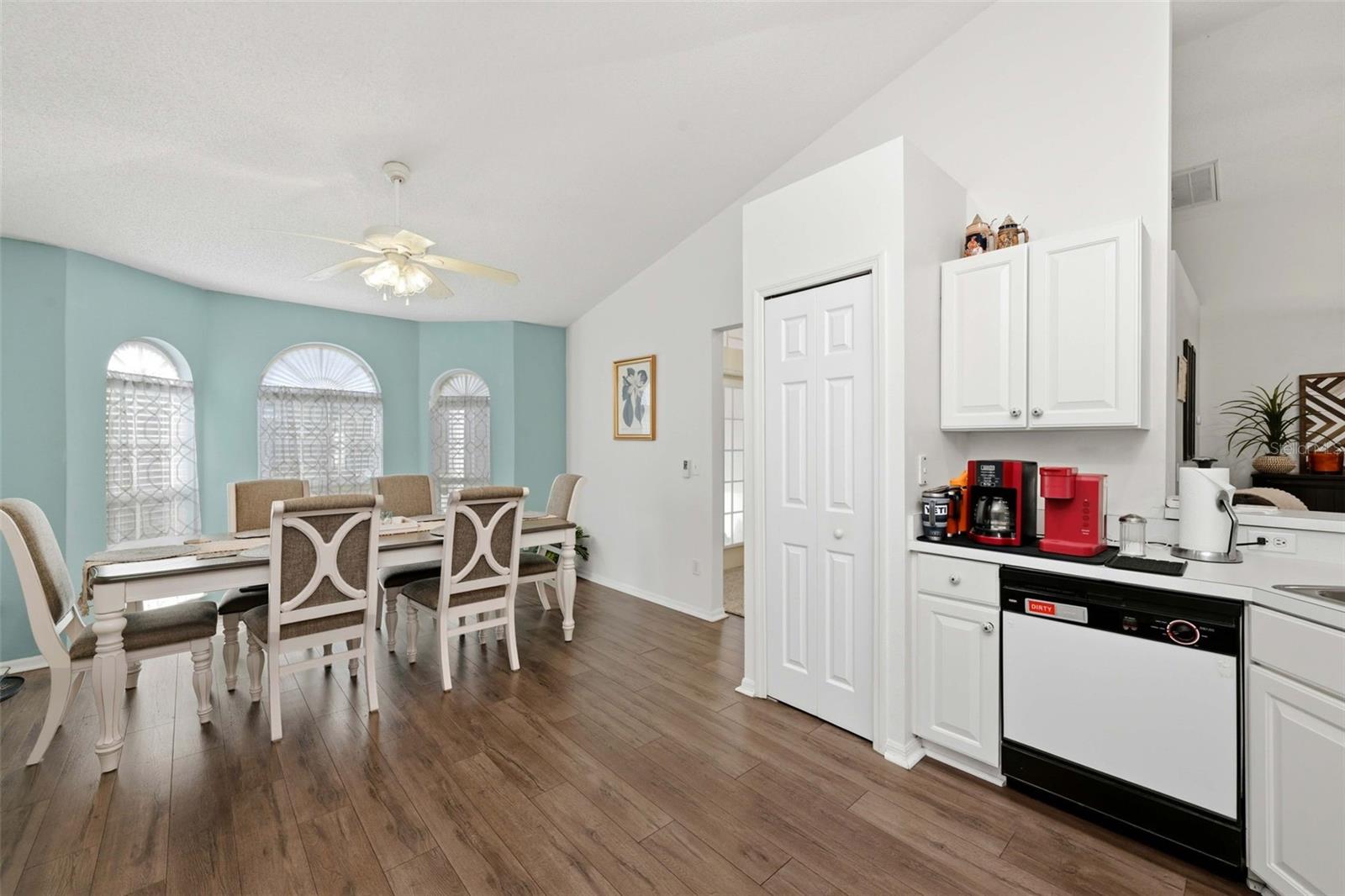 Image 19 of 55 For 50989 Highway 27  346