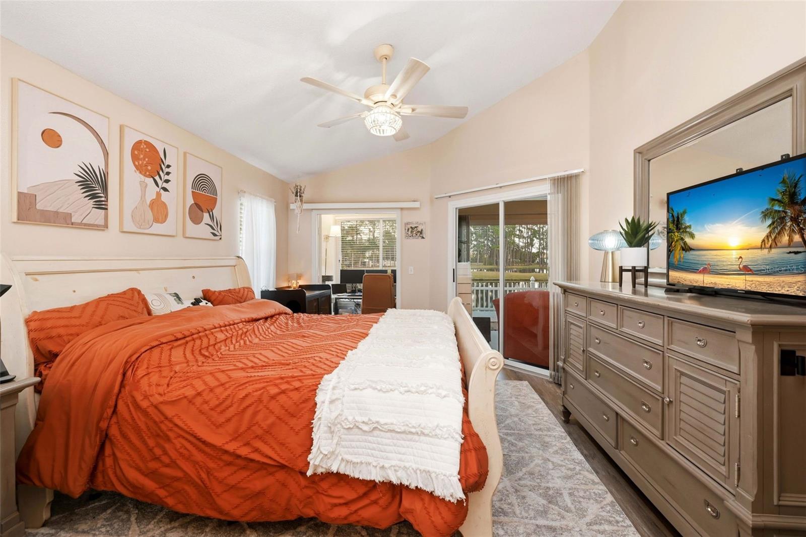 Image 25 of 55 For 50989 Highway 27  346