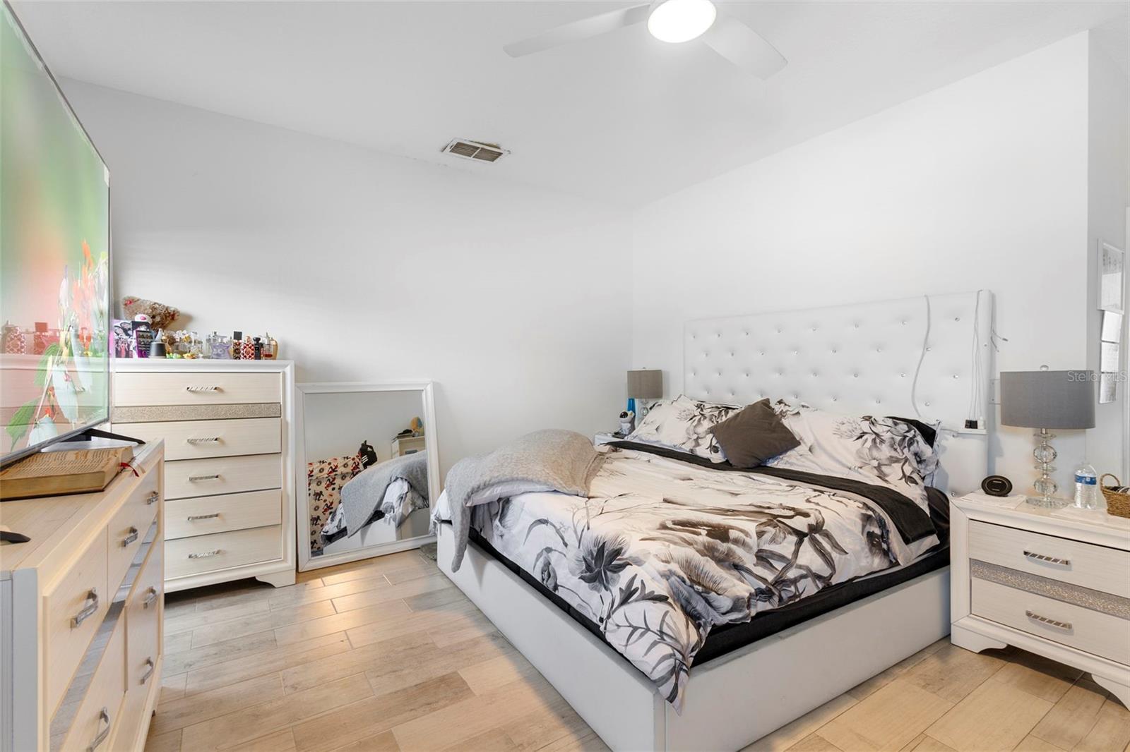 Image 21 of 36 For 1739 Canoe Creek Falls Drive