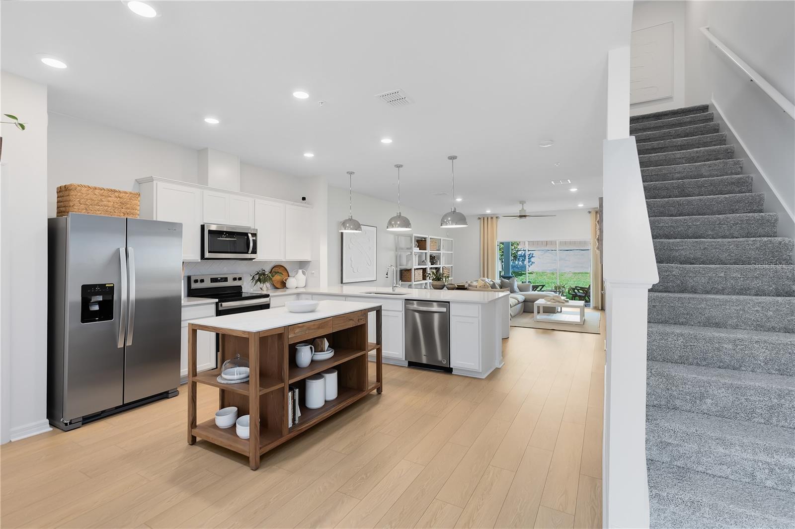 Image 3 of 29 For 435 Meadowland Point