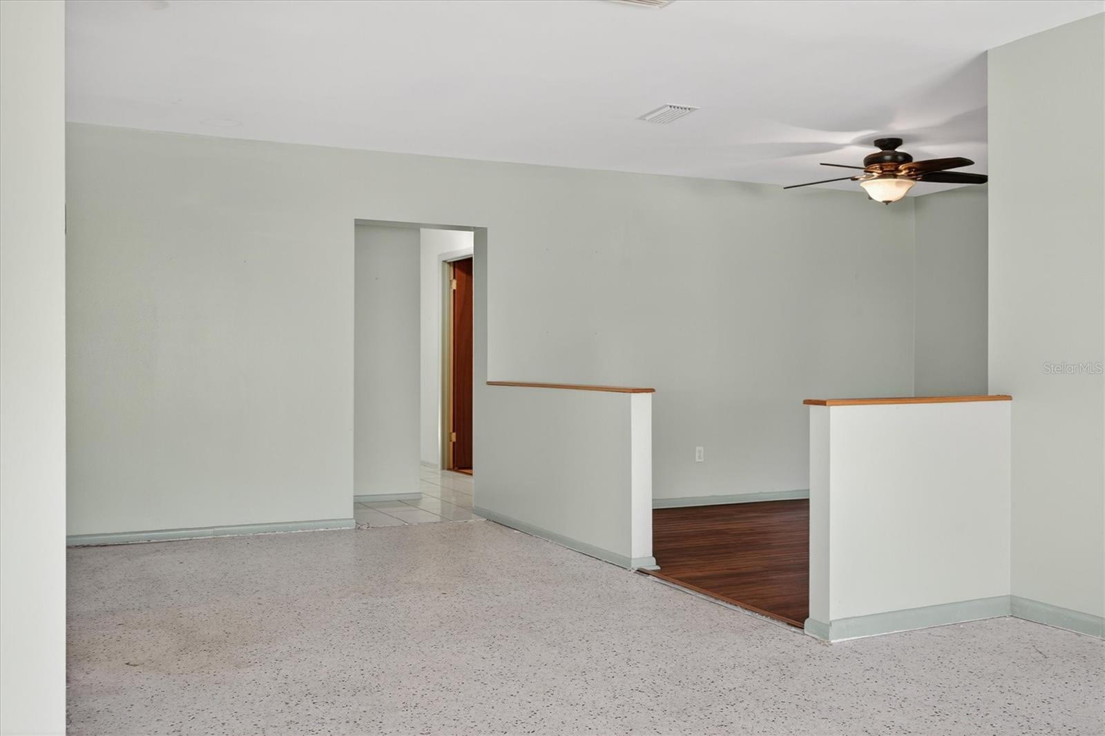 Image 15 of 42 For 1704 Larkin Avenue