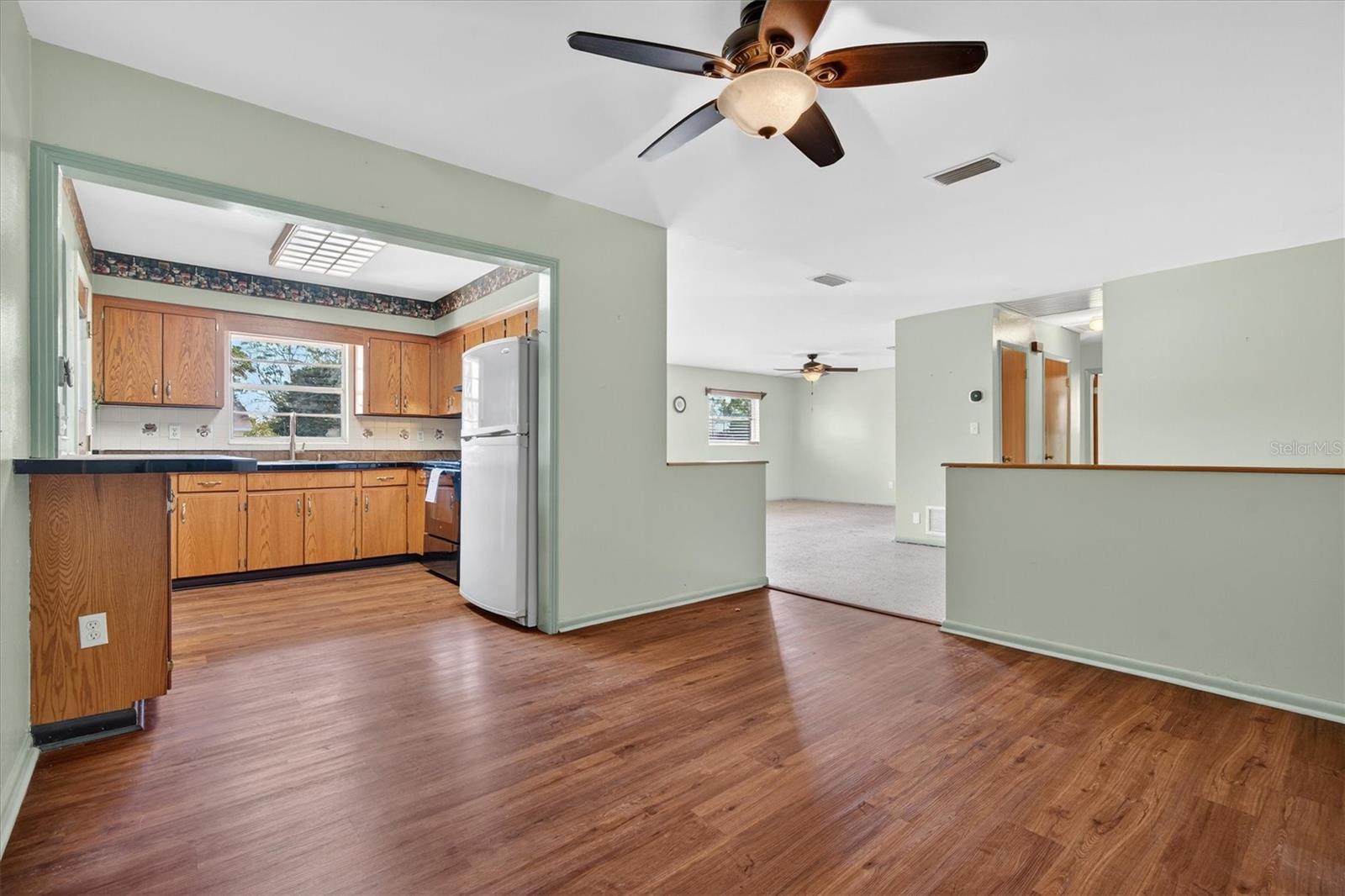 Image 18 of 42 For 1704 Larkin Avenue