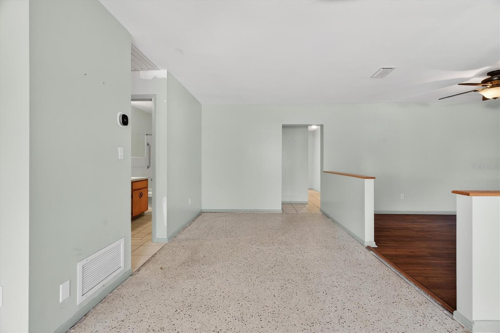 Image 22 of 42 For 1704 Larkin Avenue