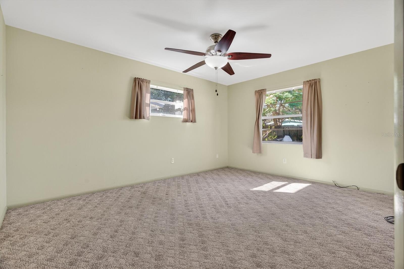 Image 24 of 42 For 1704 Larkin Avenue