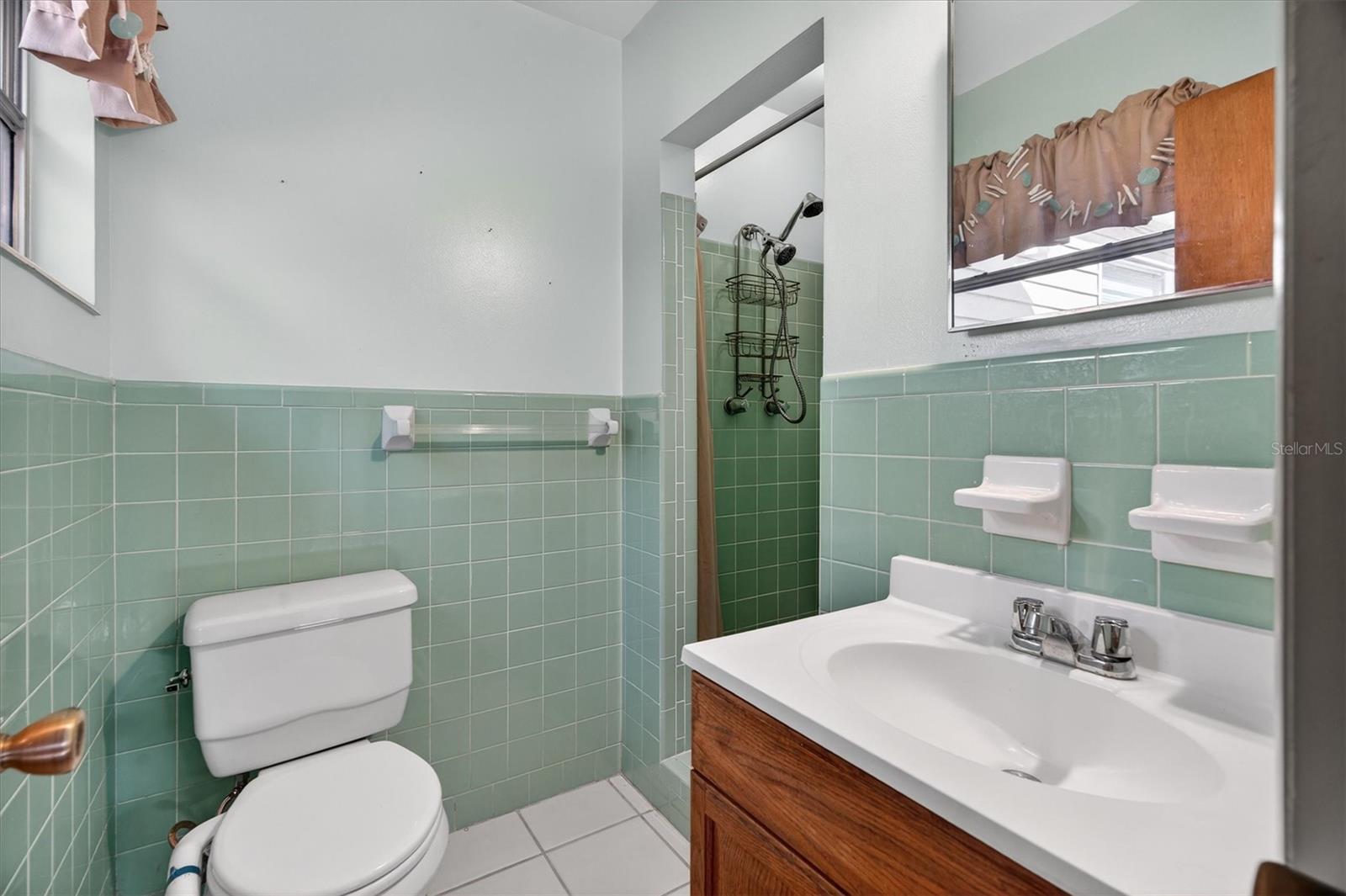 Image 26 of 42 For 1704 Larkin Avenue