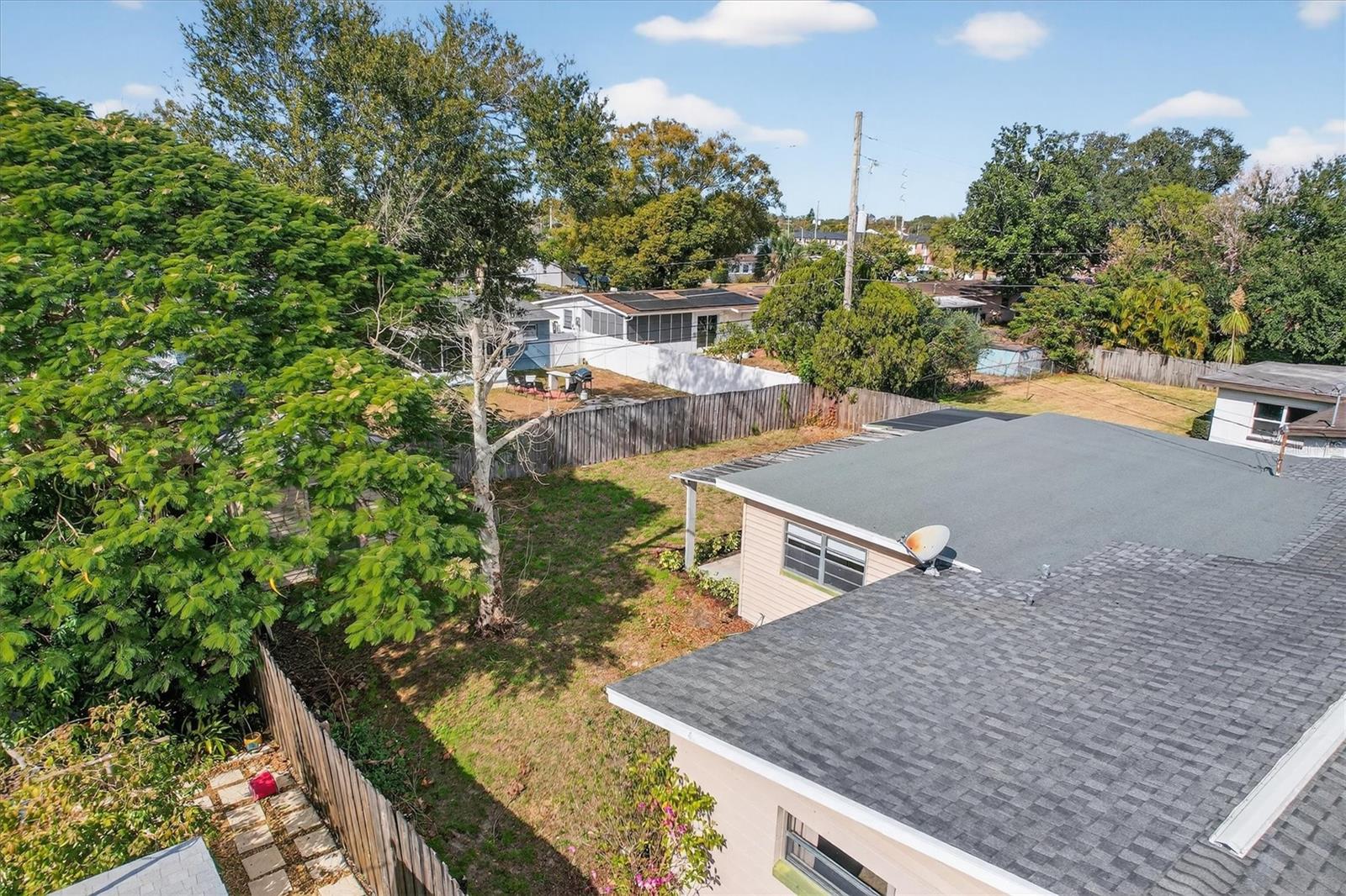 Image 35 of 42 For 1704 Larkin Avenue