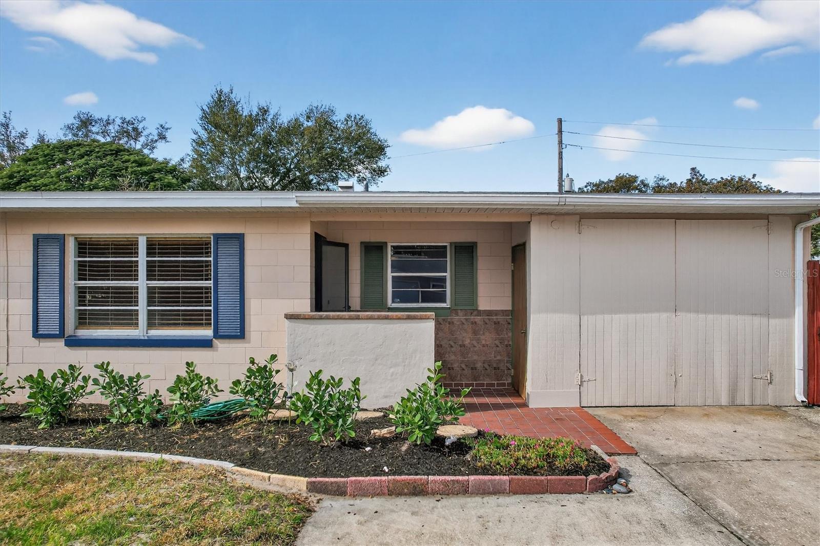 Image 7 of 42 For 1704 Larkin Avenue