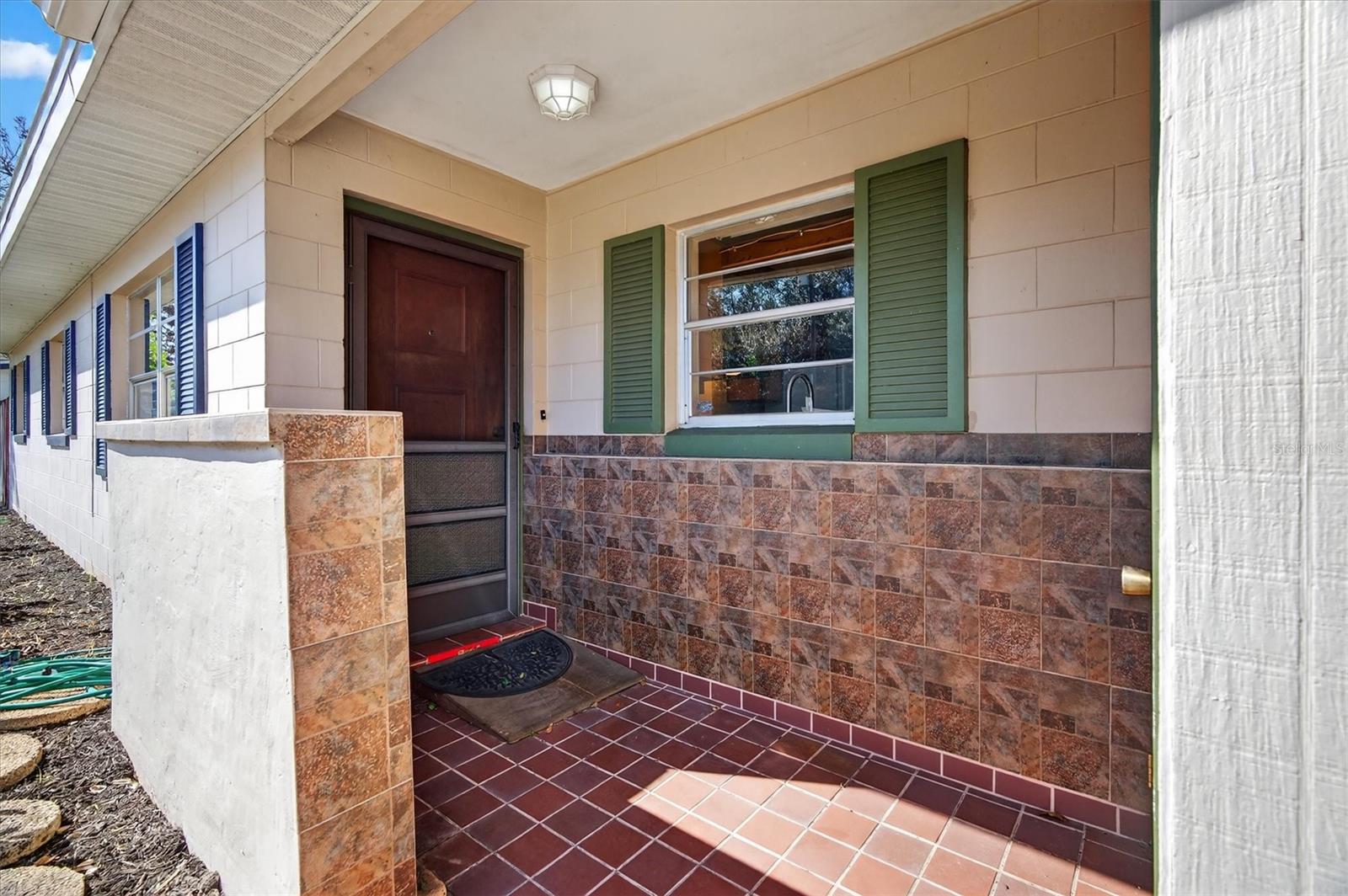 Image 8 of 42 For 1704 Larkin Avenue